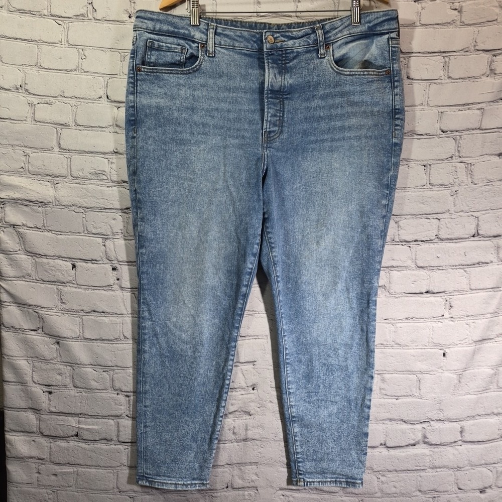 Old Navy Jeans Womens OG Straight High-Rise‎ Light Acid Wash Extra Stretchy